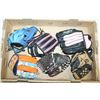 Image 1 : 6 KIDS BALL GLOVES