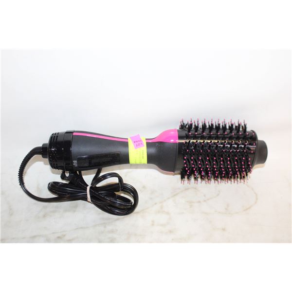REVLON ONE STEP HAIR DRYER AND VOLUMIZER