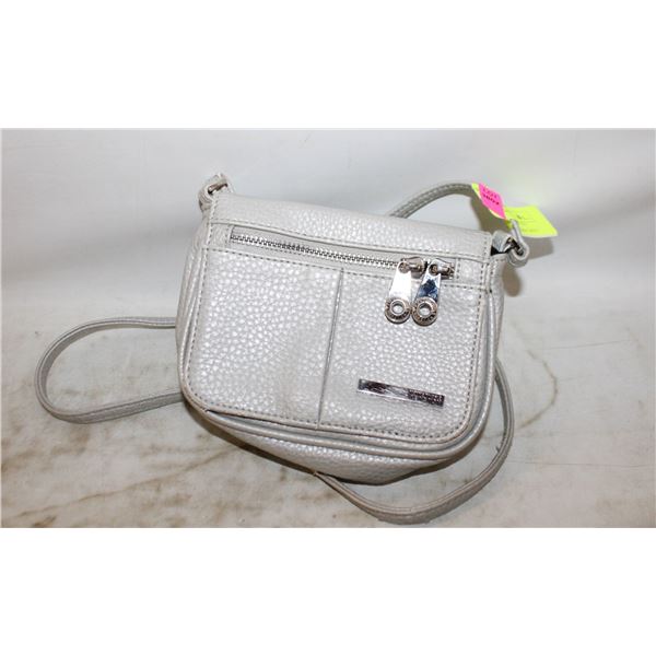 KENNETH COLE LADIES SMALL CROSS BODY