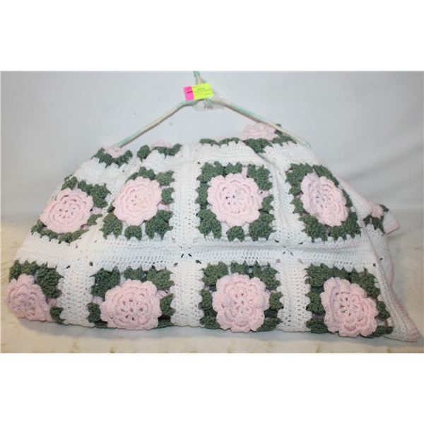 HANDCRAFTED CROCHET ROSE BLANKET 64" X 88"