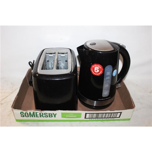 BLACK TOASTER AND ELECTRIC KETTLE