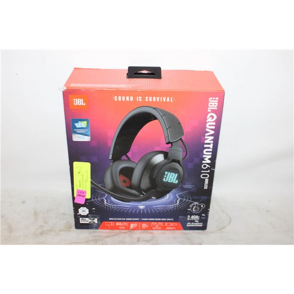 JBL QUANTUM 610 OVEREAR GAMING HEADSET 40HR