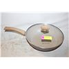 Image 1 : 11" MASTERCLASS FRYING PAN WITH LID