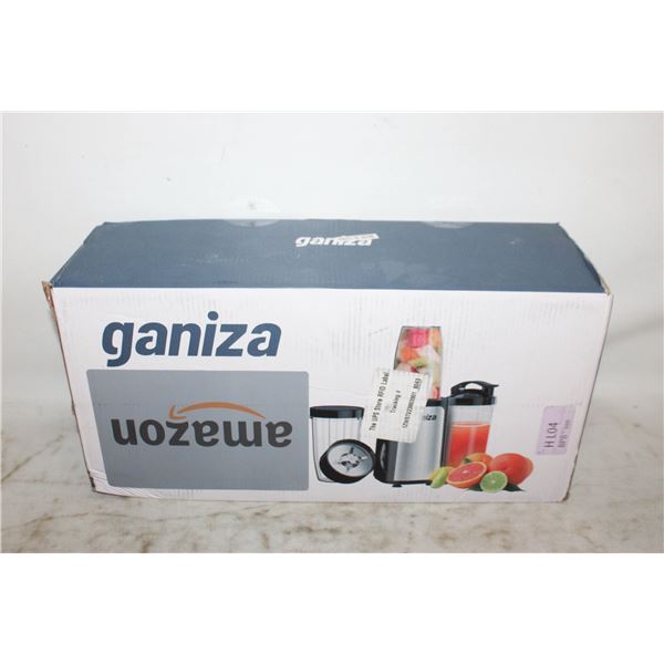 COUNTERTOP BLENDER