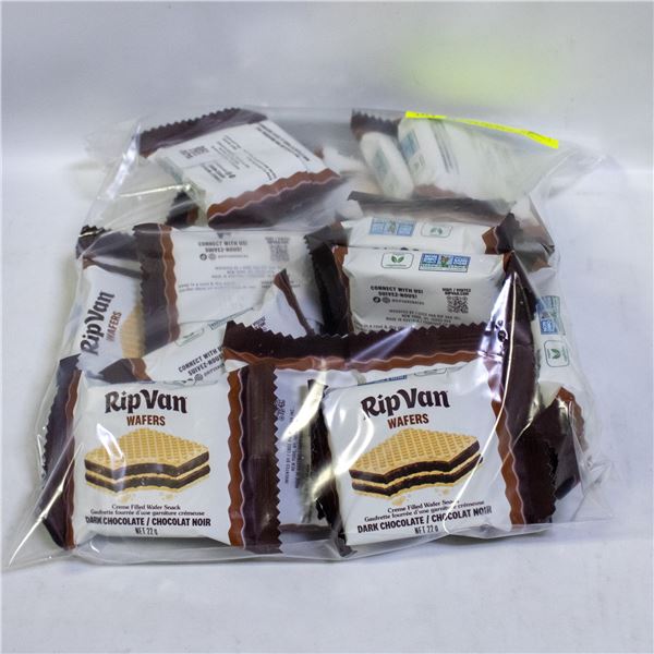 BAG OF 22 RIP VAN DARK CHOCOLATE & CREAM WAFERS