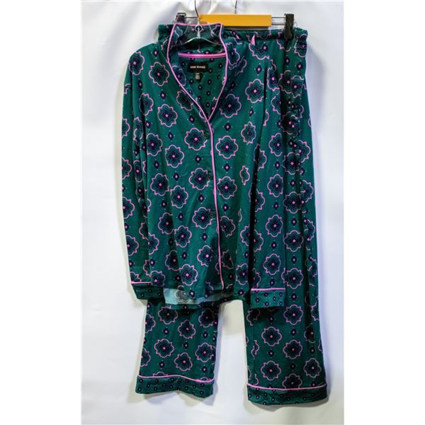 2 PIECE ROOM SERVICE WOMENS SLEEPWEAR SET SIZE MED