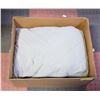 Image 1 : BELOW ZERO COOLING BODY PILLOW GREEN 20 X 54"