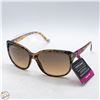 Image 1 : PAIR OF FOSTER GRANT SUNGLASSES