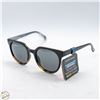 Image 1 : PAIR OF FOSTER GRANT SUNGLASSES