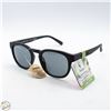 Image 1 : PAIR OF FOSTER GRANT SUNGLASSES