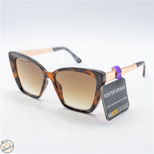 PAIR OF FOSTER GRANT SUNGLASSES