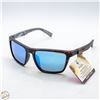 Image 1 : PAIR OF FOSTER GRANT SUNGLASSES