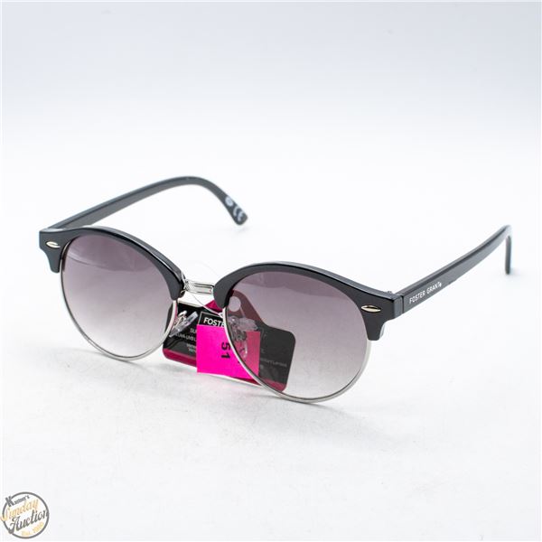 PAIR OF FOSTER GRANT SUNGLASSES