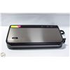 Image 1 : FOODSAVER VACUUM SEALING MULTI USE SYSTEM