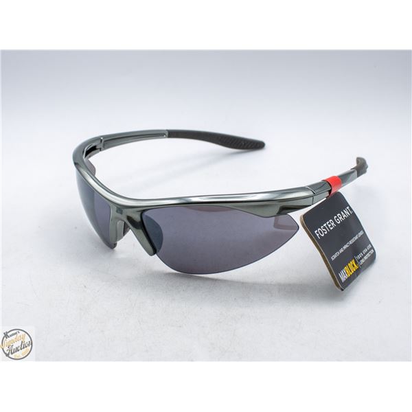 PAIR OF SUNGLASSES