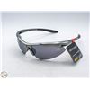Image 1 : PAIR OF SUNGLASSES