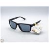Image 1 : PAIR OF SUNGLASSES