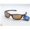 Image 1 : PAIR OF SUNGLASSES
