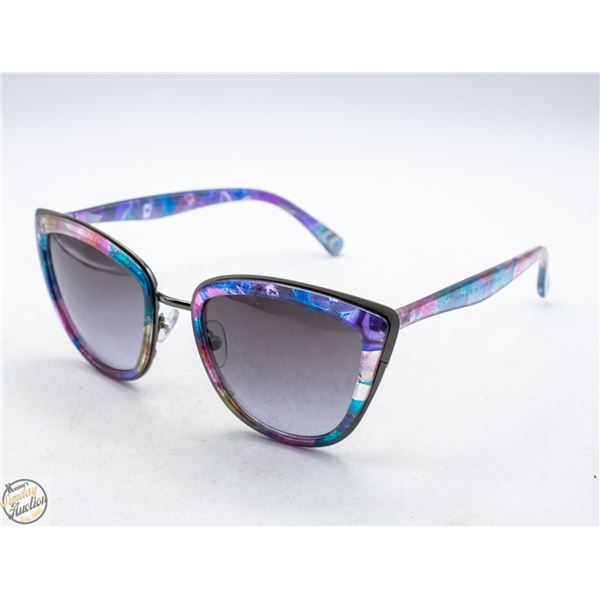 PAIR OF SUNGLASSES