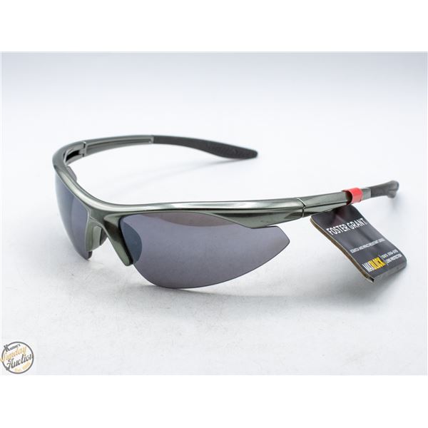 PAIR OF SUNGLASSES