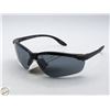 Image 1 : PAIR OF SUNGLASSES
