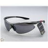 Image 1 : PAIR OF SUNGLASSES