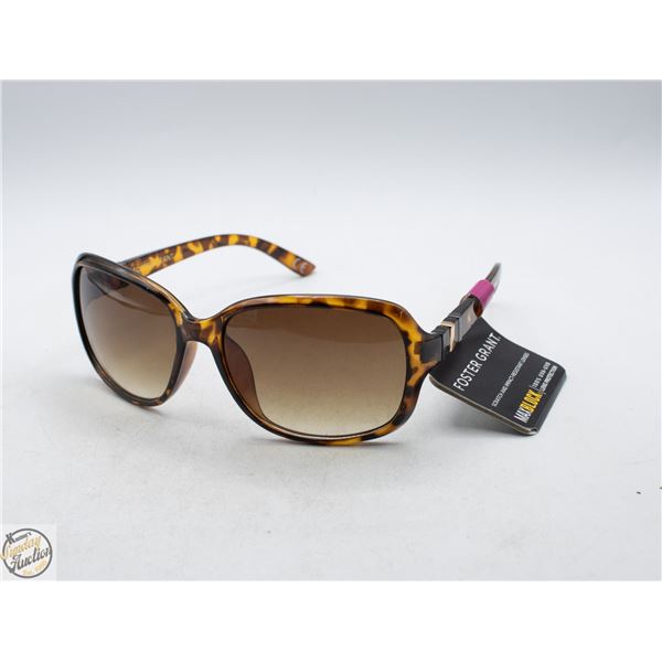 PAIR OF SUNGLASSES