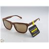 Image 1 : PAIR OF SUNGLASSES