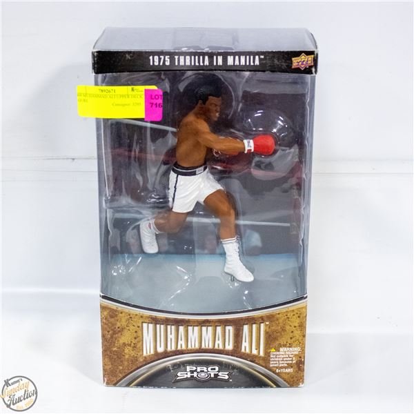 2009 MUHAMMAD ALI UPPER DECK FIGURE