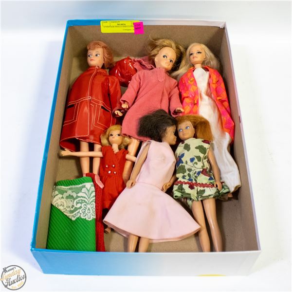 6 VINTAGE DOLLS AND CLOTHES