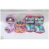 Image 1 : 4 VINTAGE POLLY POCKETS