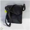 Image 1 : BLACK LEATHER BAG