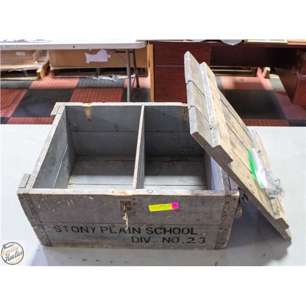 ANTIQUE STONY PLAIN SCHOOL TRUNK WOOD