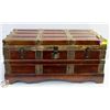 Image 1 : ESTATE TRUNK-ESTATE