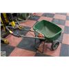 Image 1 : SCOTTS EDGE GUARD DLX TURF SPREADER
