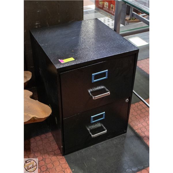 2 DRAWER FILE CABINET H-24" W-19.5" L-17.5"