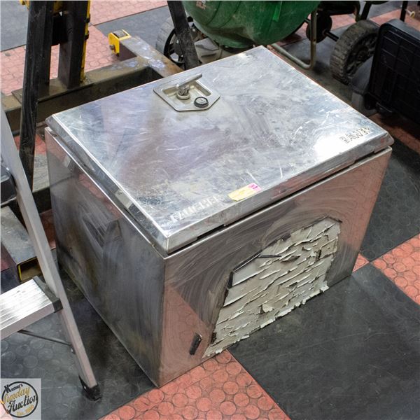 FAUCHER BAWER TRUCK STORAGE BOX (NO KEY)