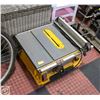 Image 1 : DEWALT TABLE SAW