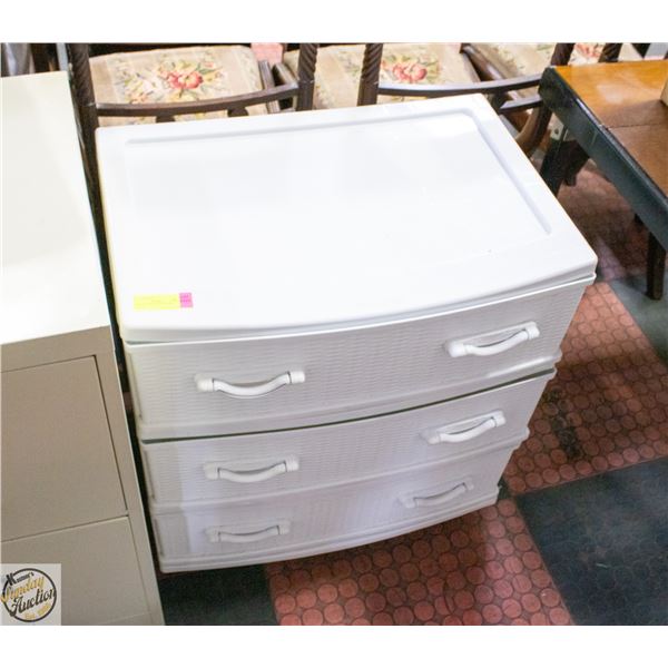 GRACIOUS LIVING 3 DRAWER ROLLING PLASTIC STORAGE