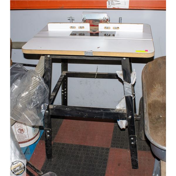ROUTER TABLE ON STAND