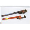 Image 1 : PAIR OF HEAVY DUTY PIPE WRENCHES