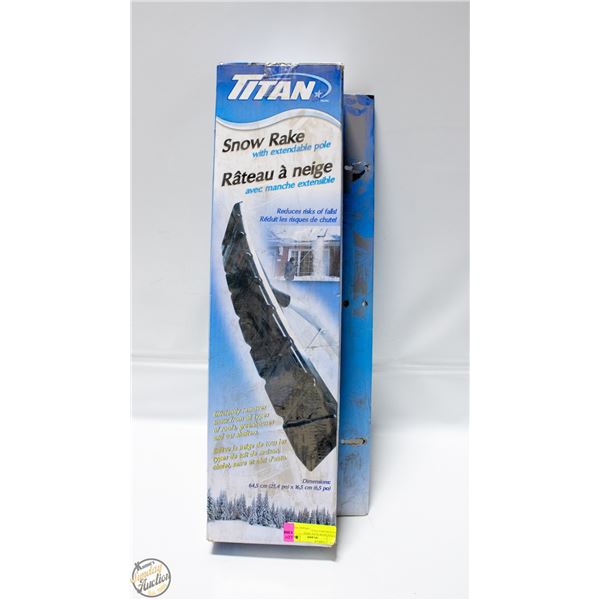 TITAN SNOW RAKE WITH EXTENDABLE POLE