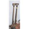Image 1 : 2 ANTIQUE HAY KNIVES