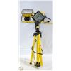 Image 1 : LIGHT ON TRIPOD - WORK (MISSING 1 BULB COVER)