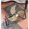 Image 1 : COMFORT ZONE FLOOR FAN