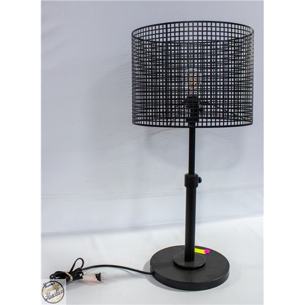 FLOOR MODEL 17 STORIES BAILIN 29" BLACK