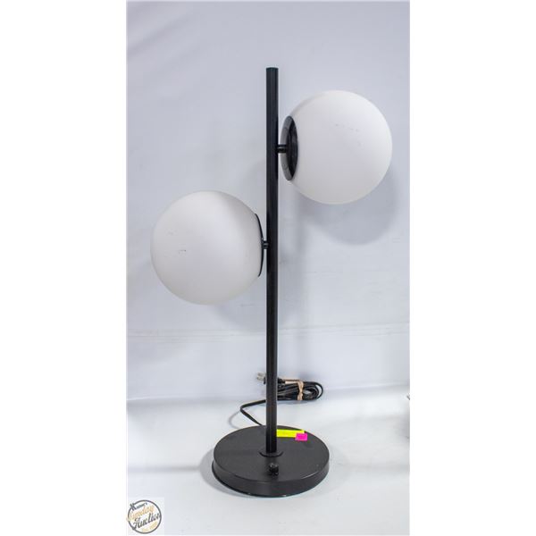 2-LIGHT GLOBE GLASS TABLE