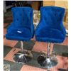 Image 1 : 2 BLUE VELVET SWIVEL BAR STOOLS TOGETHER-ESTATE