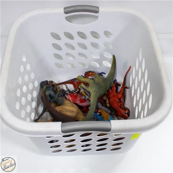 BASKET W/TOY DINOSAURS (13PCS) INCLUDING SCHLIECH