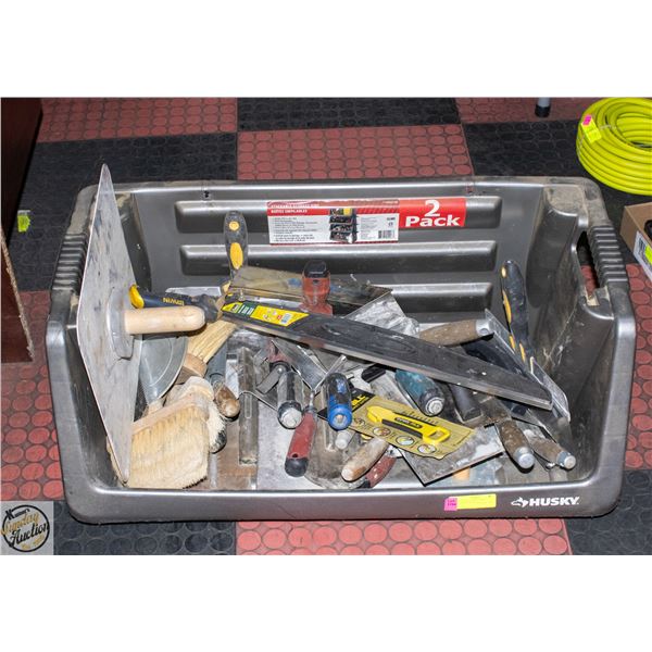 HUSKY TOTE FILLED WITH ASSORTED TROWELS